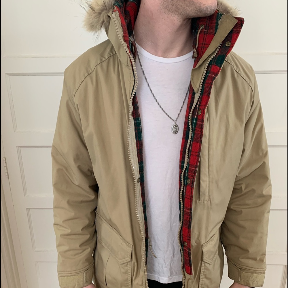 Vintage Woolrich Winter Parka w/ real fur